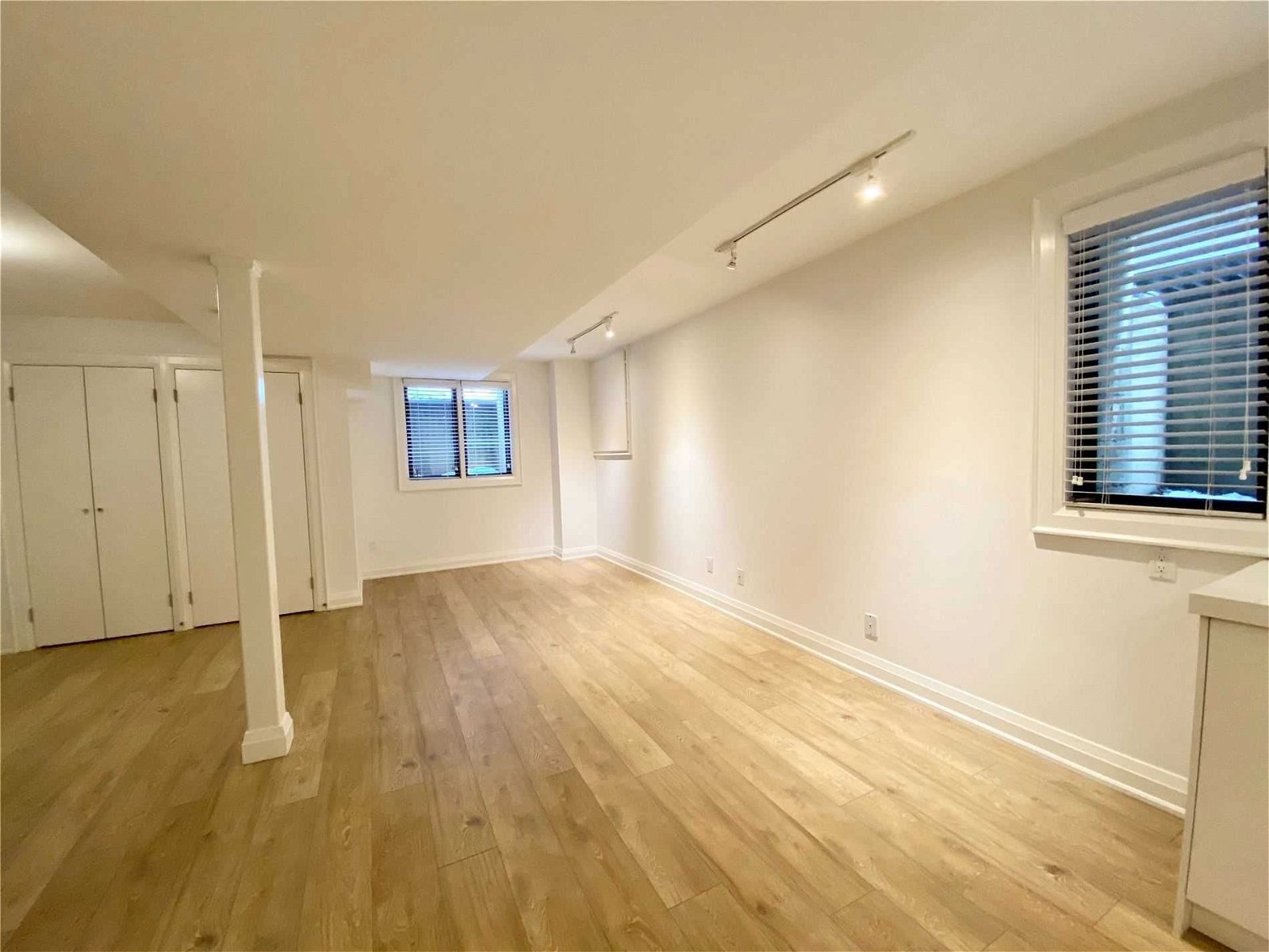 17 Lowther Ave, unit 4 for rent in The Annex - image #3