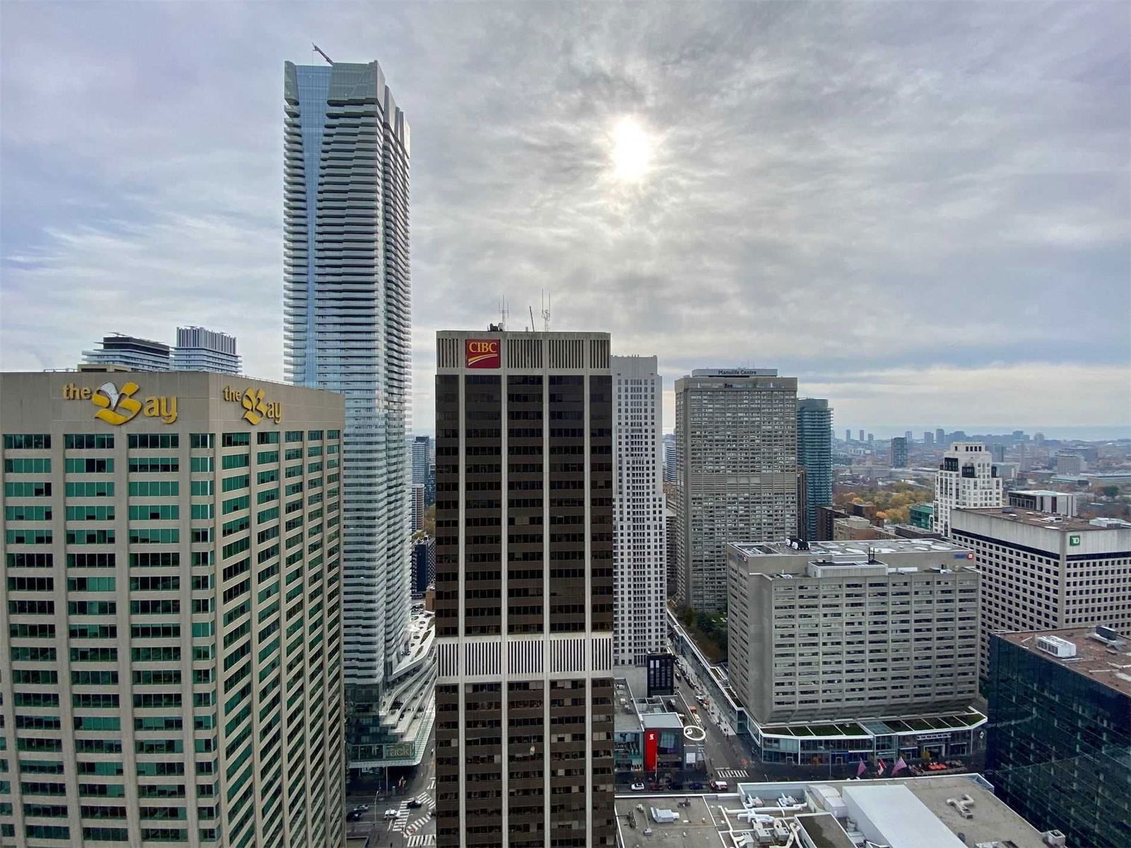 1 Yorkville Ave, unit 4012 for sale - image #4