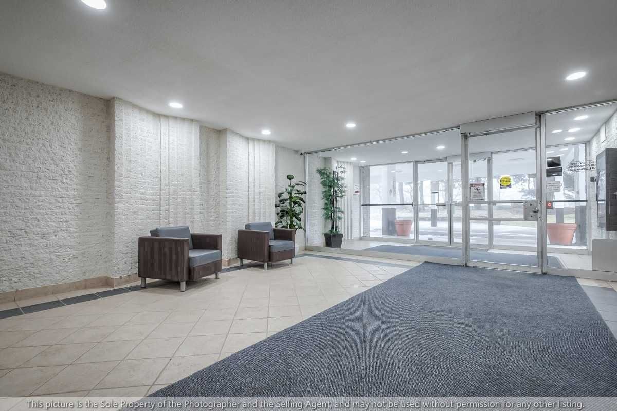 1350 York Mills Rd, unit 1802 for rent - image #21