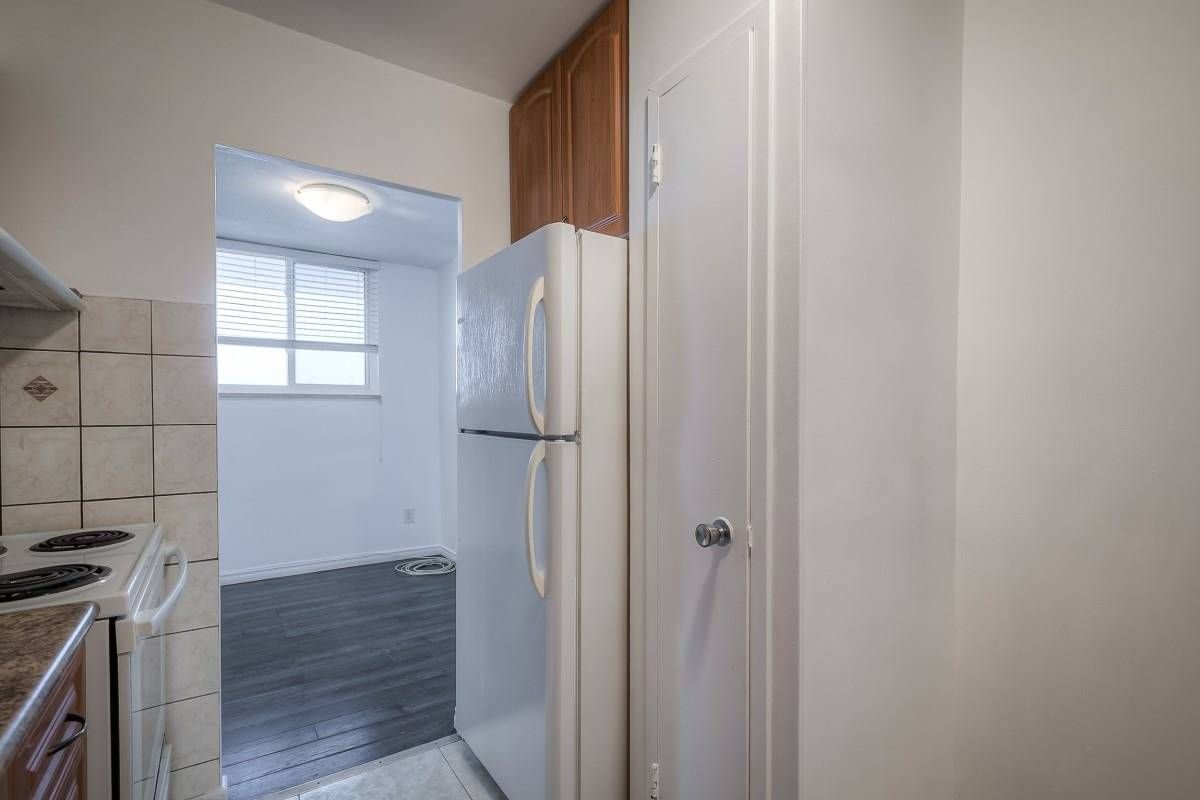1350 York Mills Rd, unit 1802 for rent - image #5
