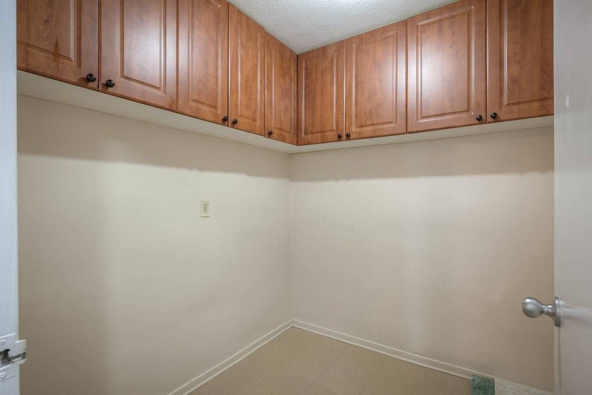 1350 York Mills Rd, unit 1802 for rent - image #6
