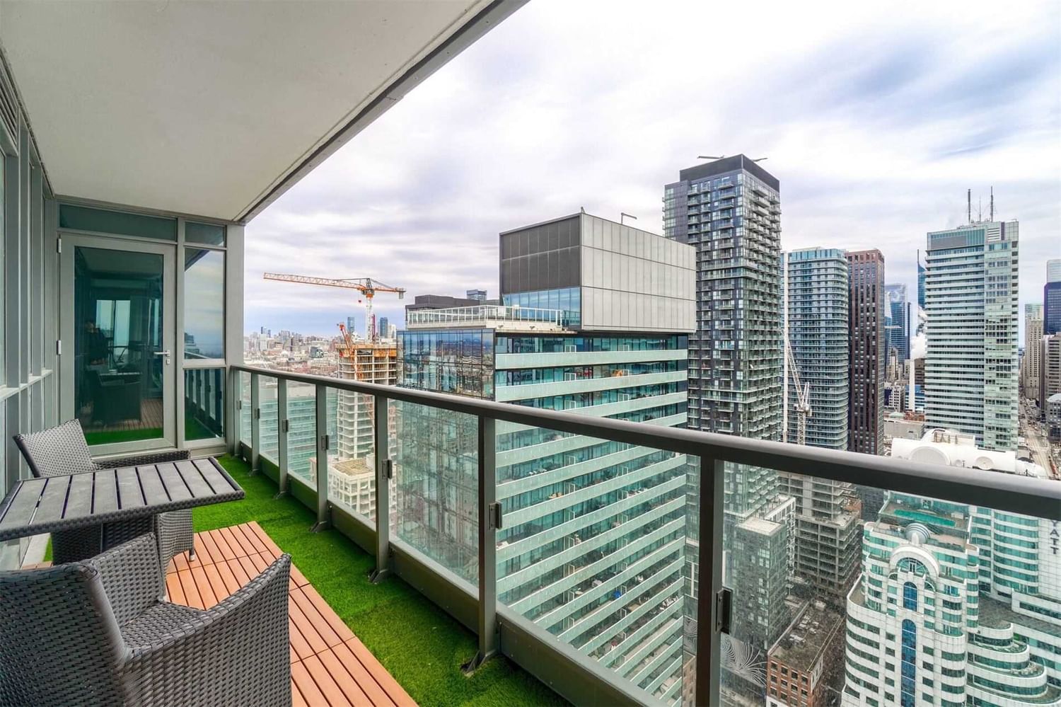 8 Charlotte St, unit 3205 for sale