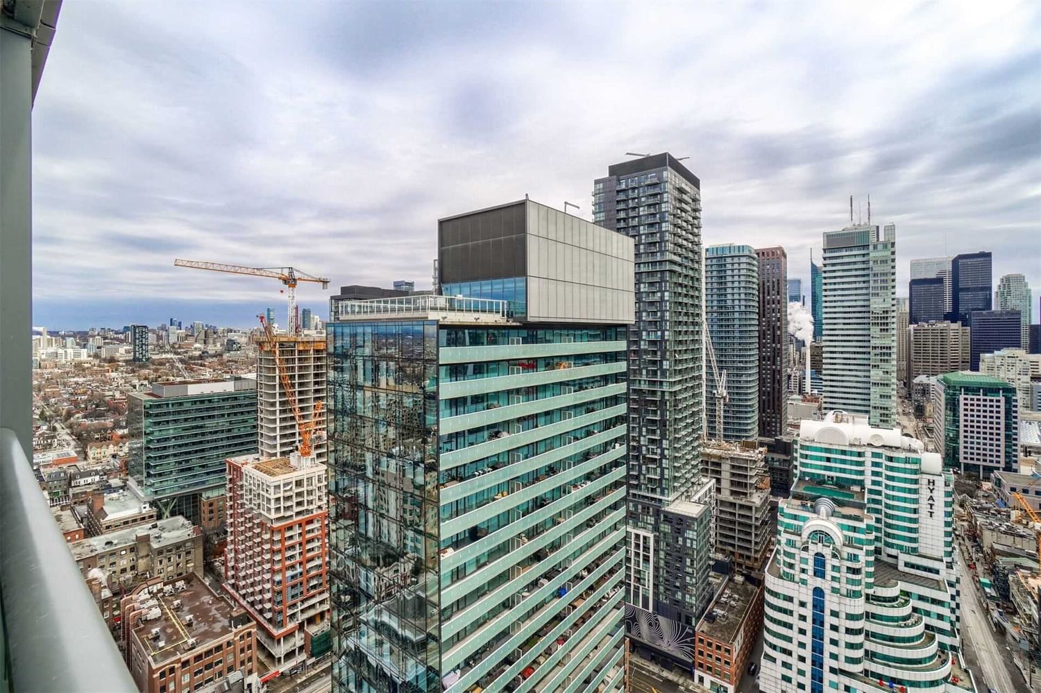 8 Charlotte St, unit 3205 for sale