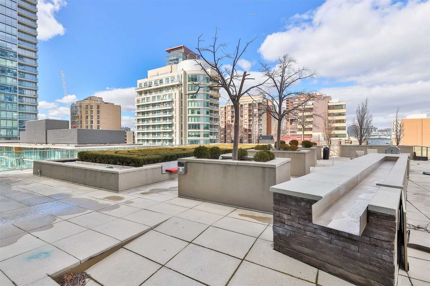 18 Yorkville Ave, unit 1006 for sale - image #27
