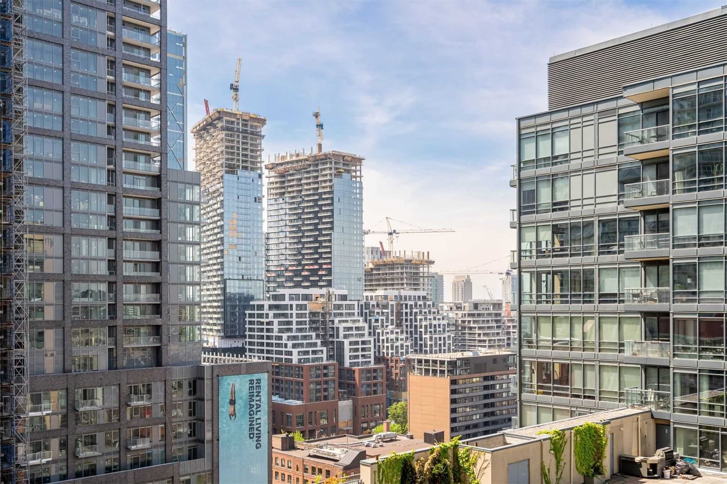 8 Charlotte St, unit 1601 for sale