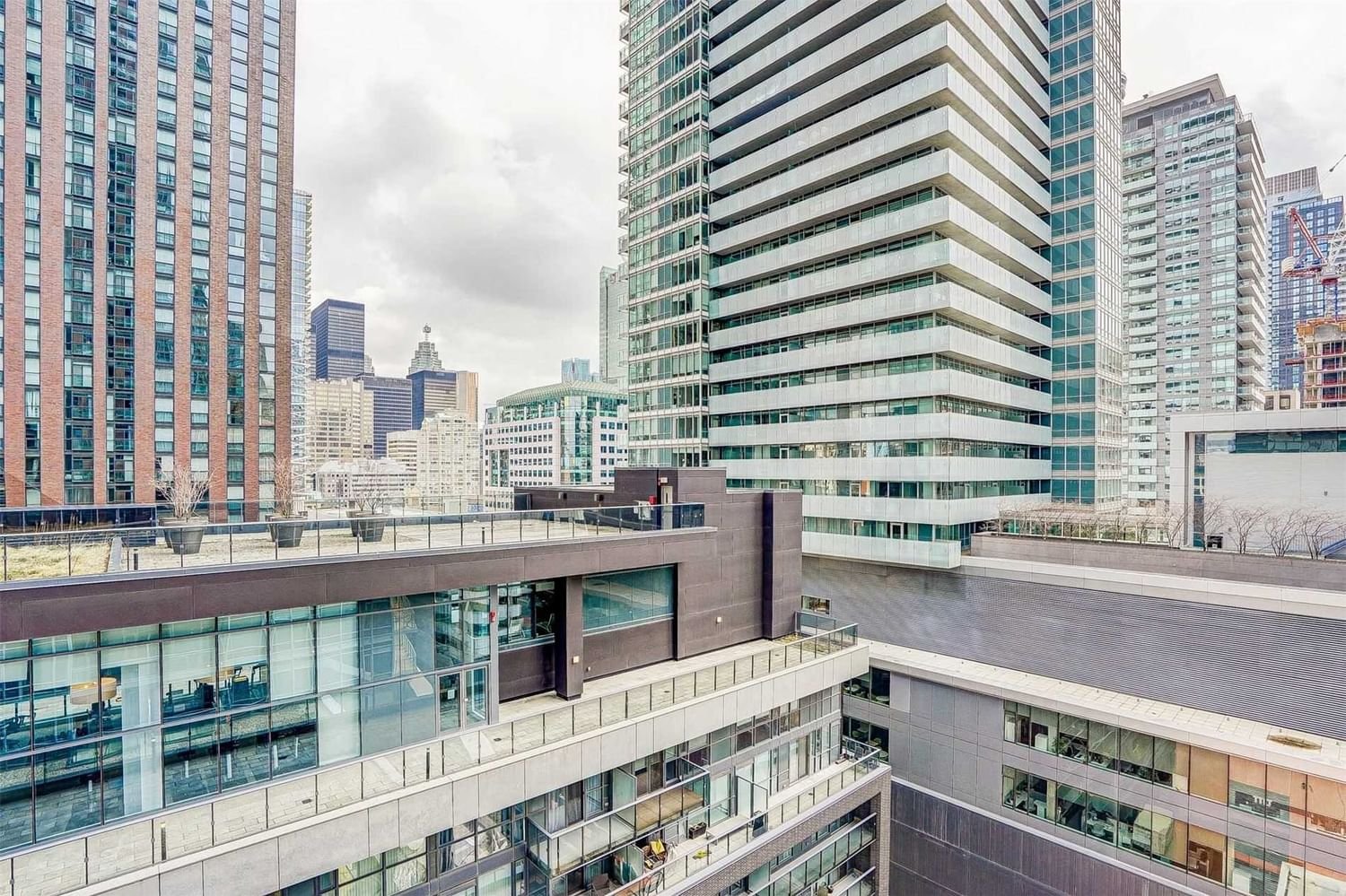 21 Widmer St, unit 1107 for rent - image #33