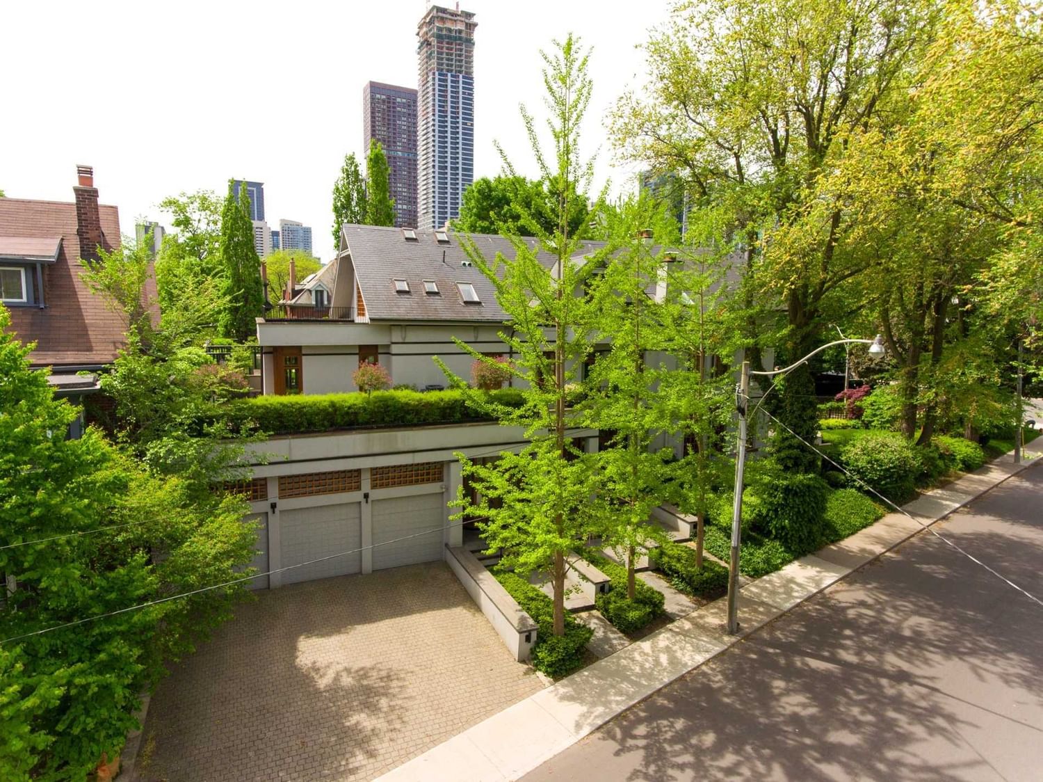 37 Elm Ave, unit B for sale