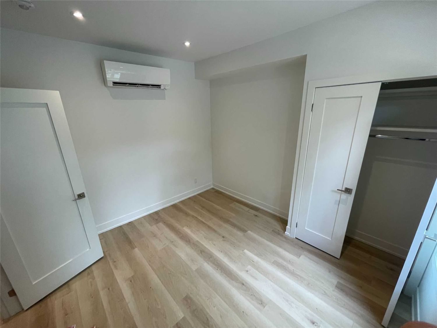 23 Havelock St, unit 1 for rent in Dufferin Grove - image #5