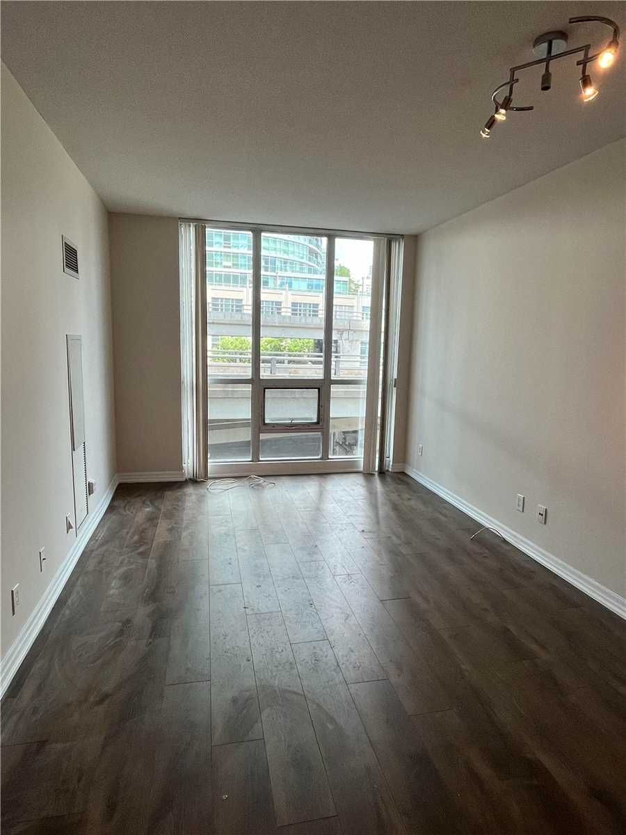 16 Yonge St, unit 322 for rent