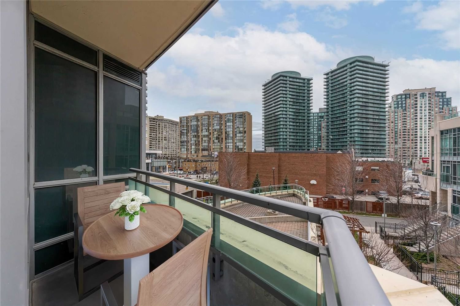 18 Holmes Ave, unit 310 for sale - image #11