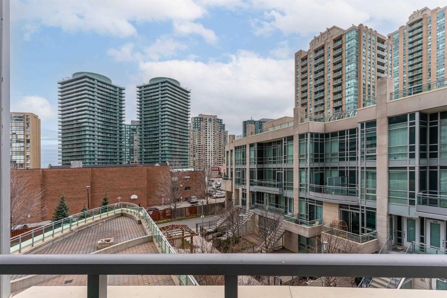 18 Holmes Ave, unit 310 for sale - image #16