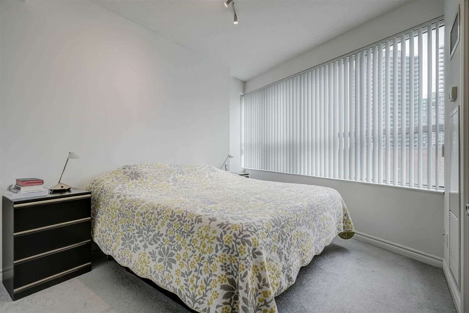 18 Holmes Ave, unit 310 for sale - image #8
