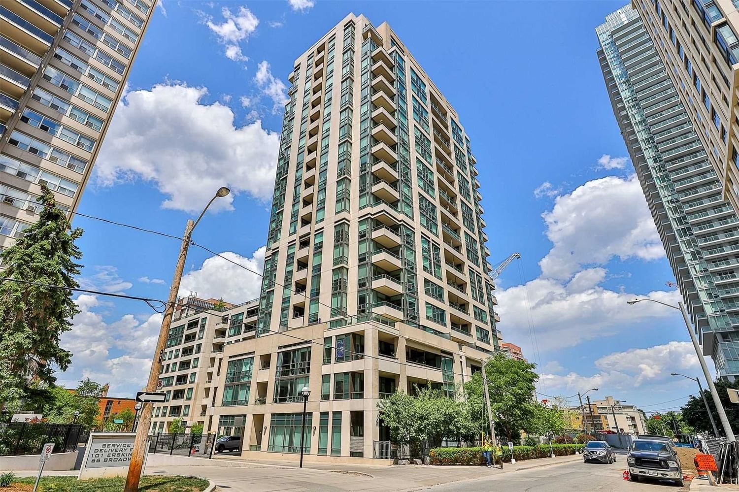 88 Broadway Ave, unit 206 for sale - image #1