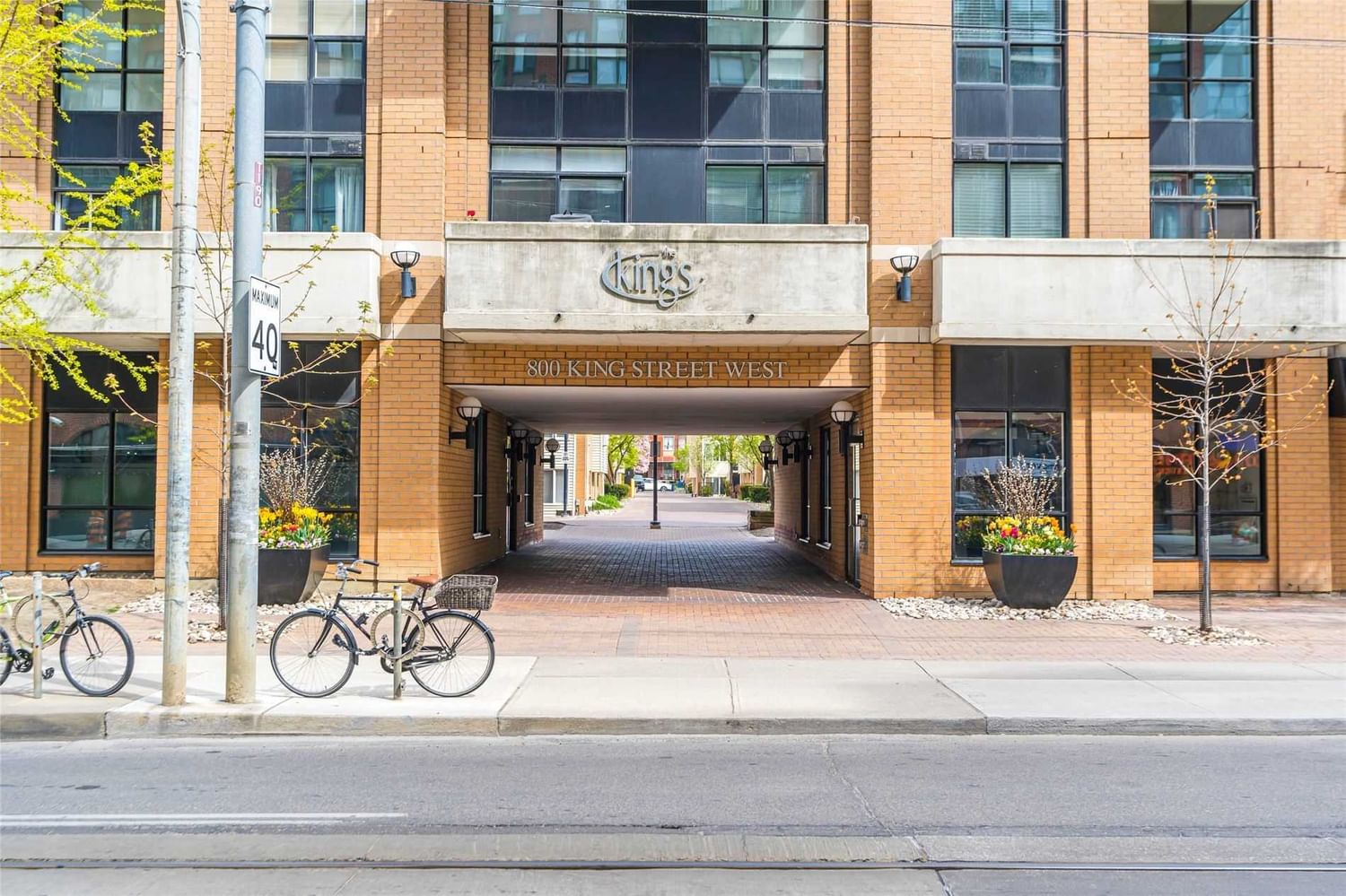 800 King St W, unit Ph819 for sale