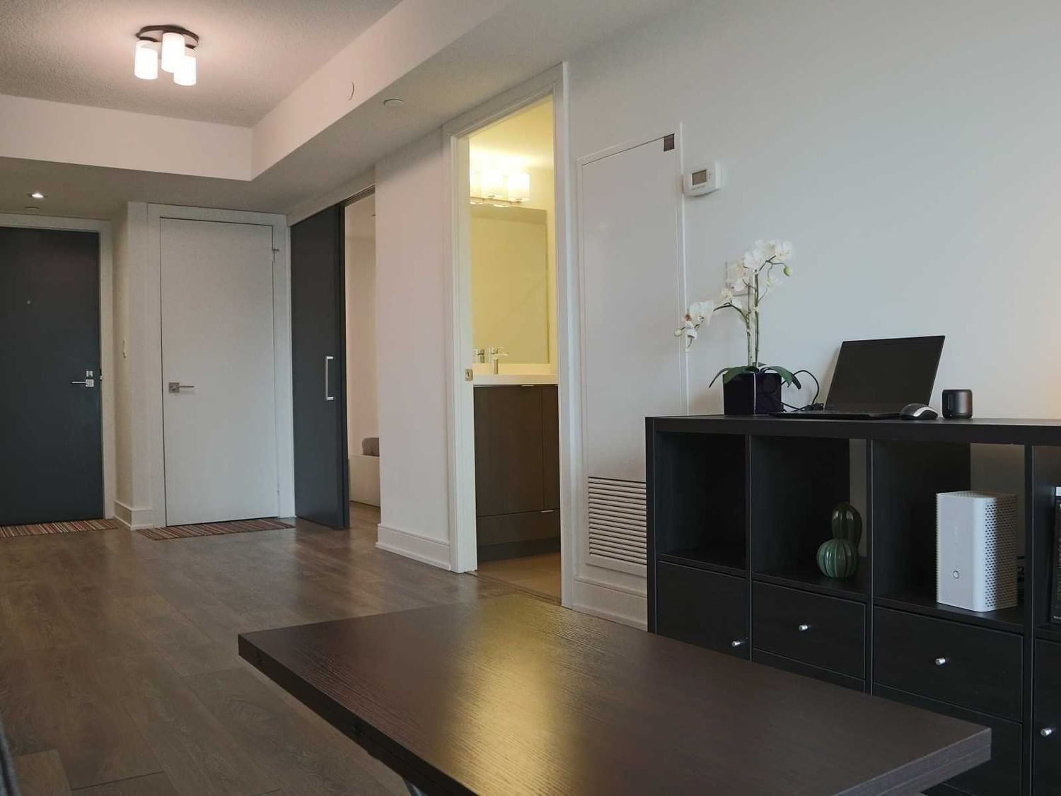 89 Mcgill St, unit 1504 for rent - image #4
