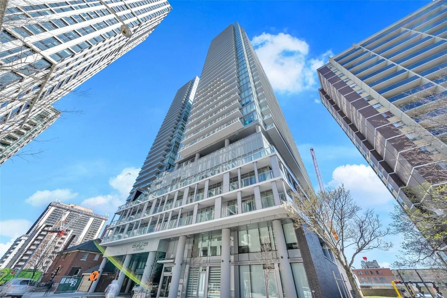 195 Redpath Ave, unit Ph14 for sale - image #1