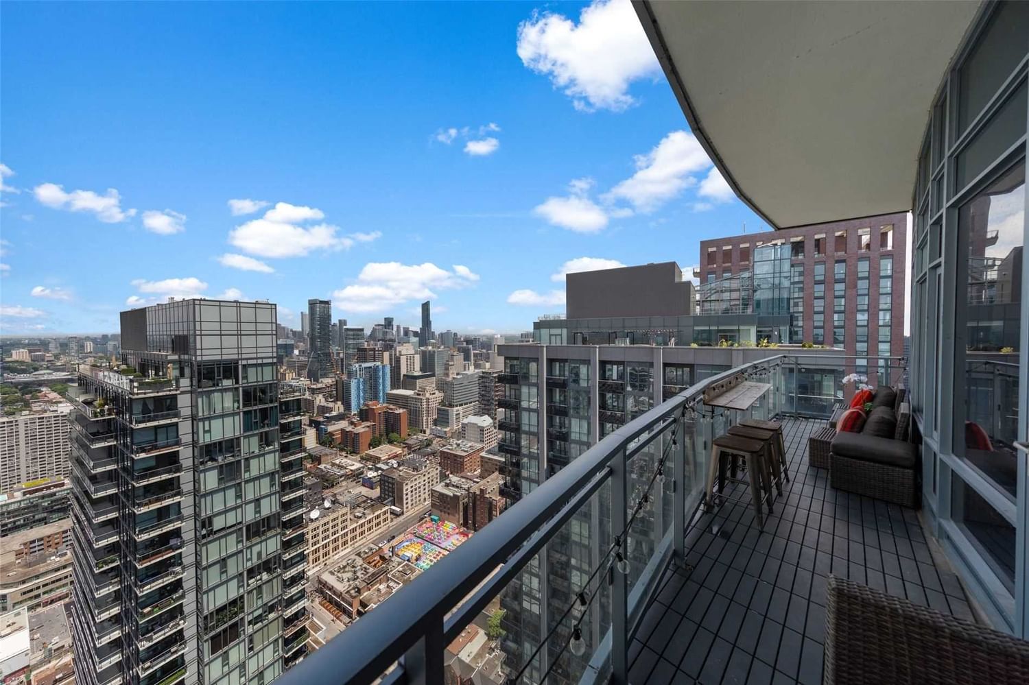 21 Widmer St, unit 4305 for sale