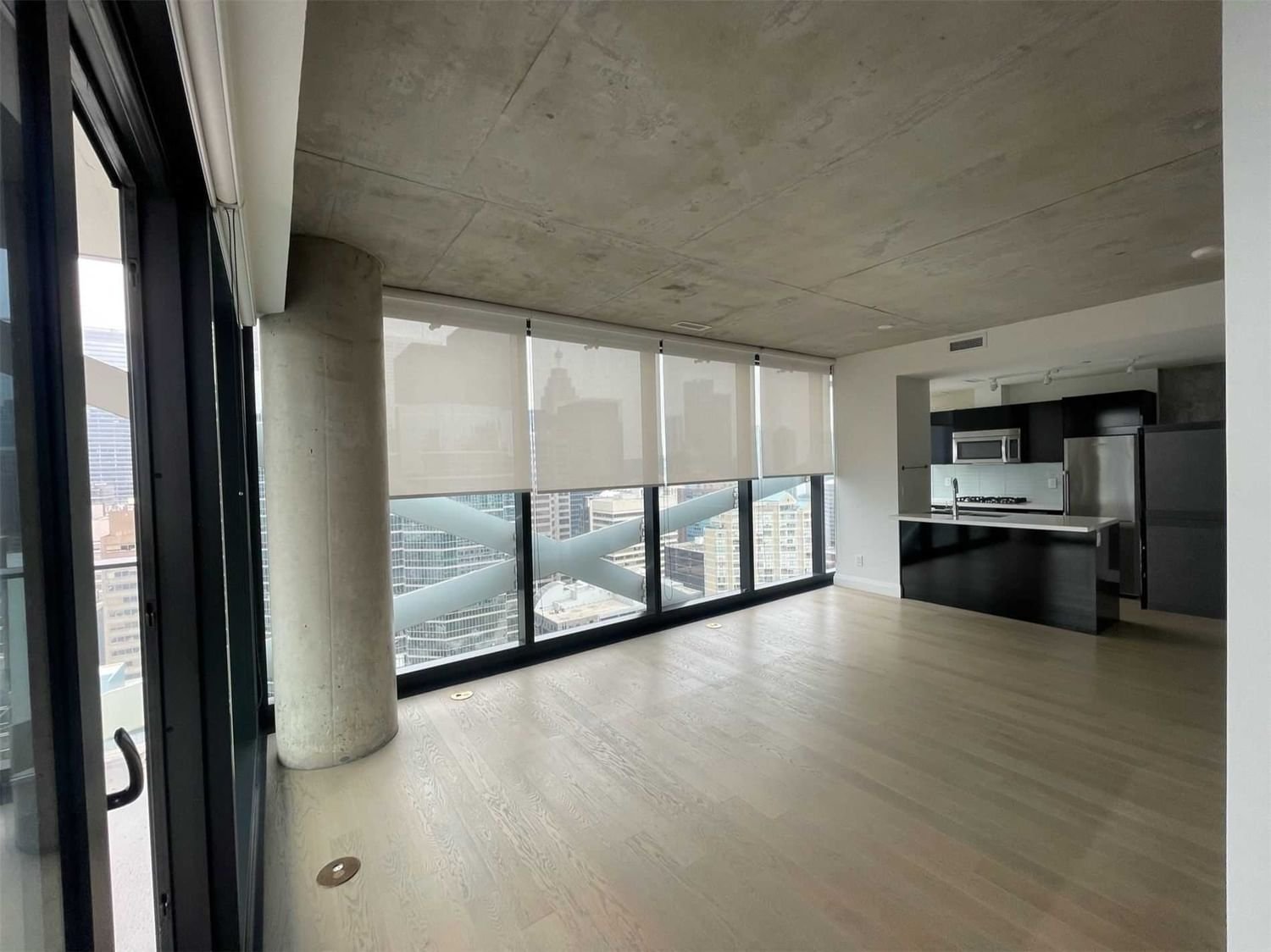 224 King St W, unit 2803 for rent - image #13