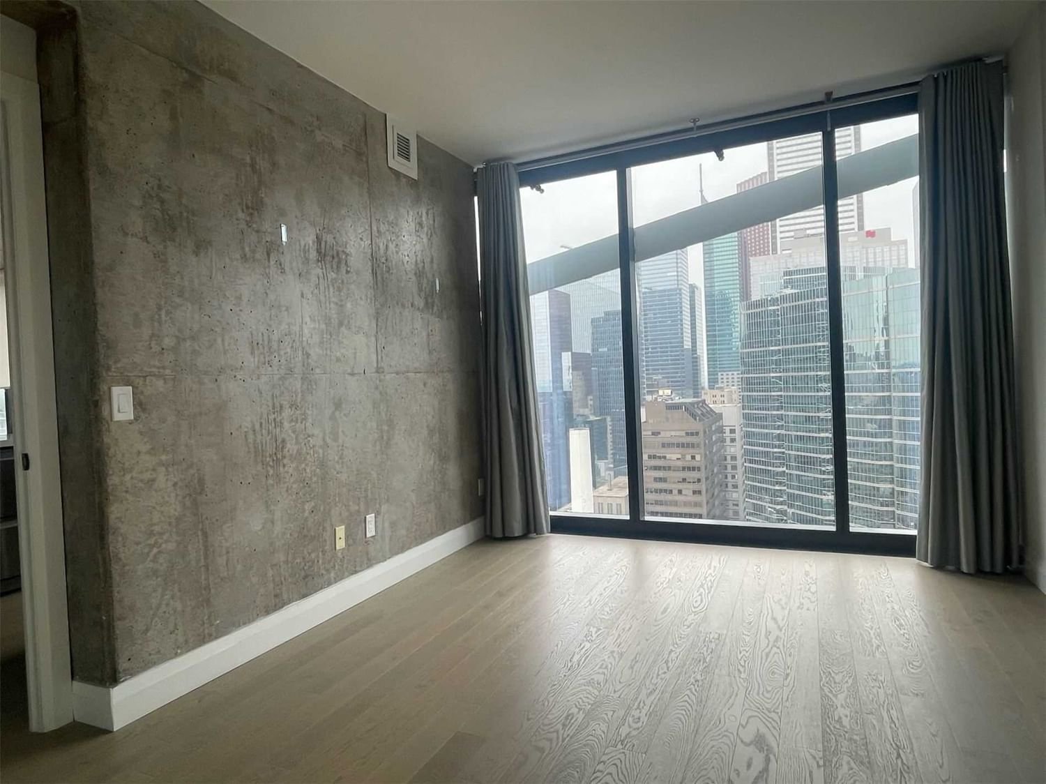 224 King St W, unit 2803 for rent - image #22