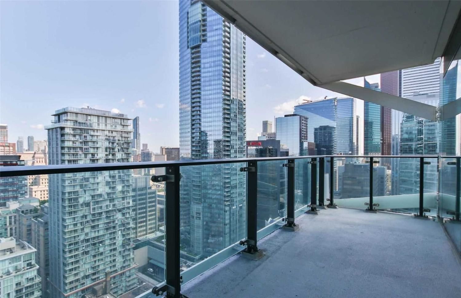 224 King St W, unit 2803 for rent - image #25