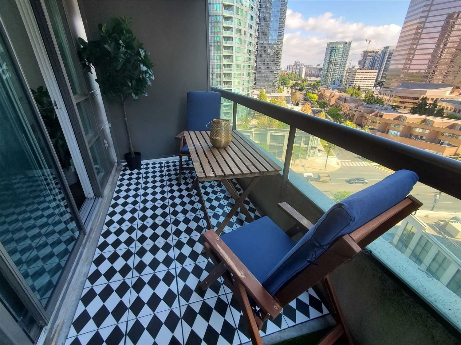 509 Beecroft Rd, unit 1216 for sale - image #21