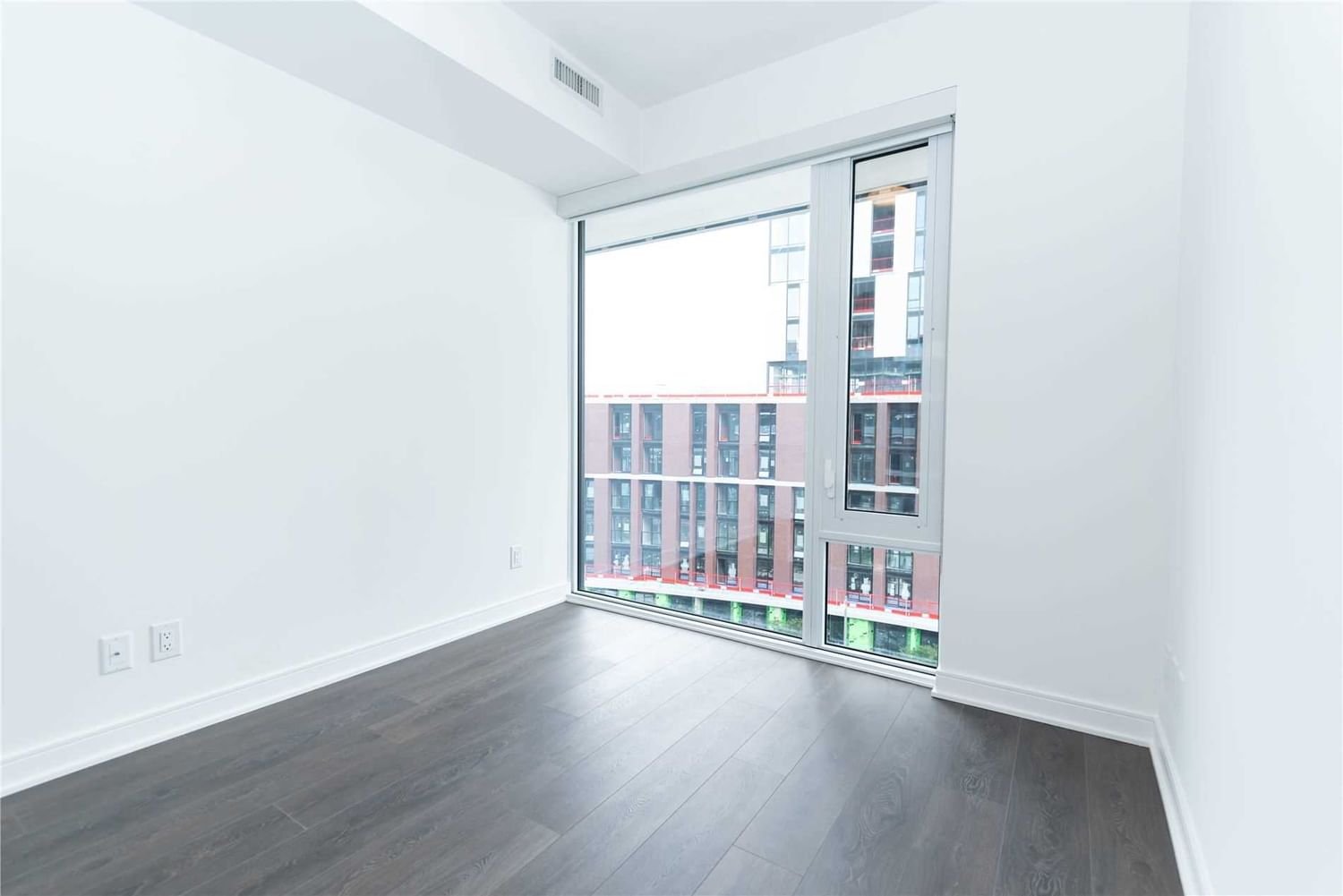 180 Mill St, unit S707 for rent - image #13