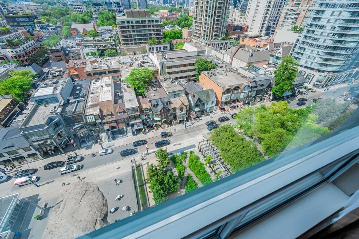 102 Bloor St W, unit 1201 for sale