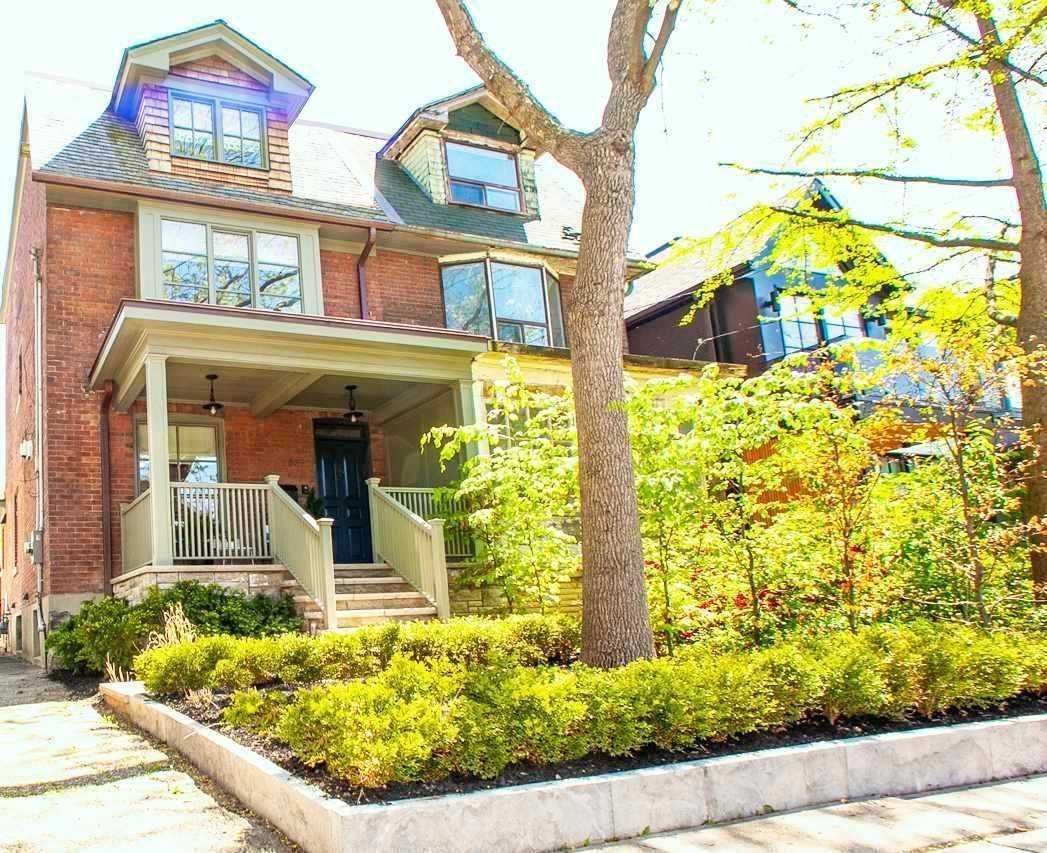 637 Shaw St 3 Beds 3 Baths strata.ca