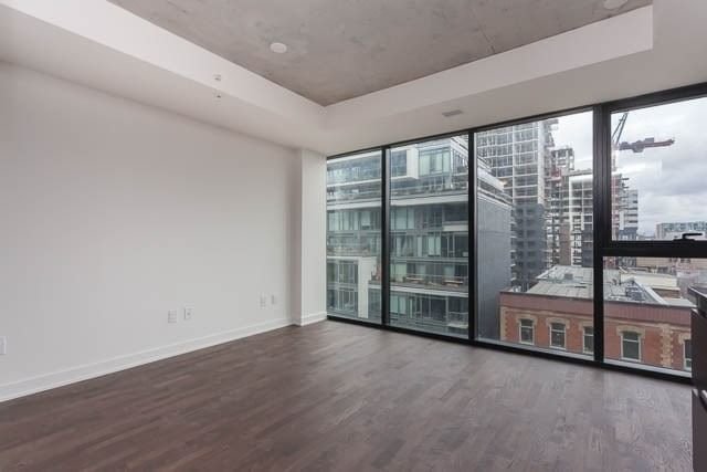 629 King St W, unit 627 for rent - image #2