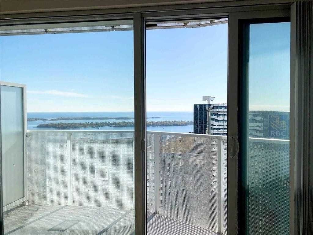 100 Harbour St, unit 4509 for rent in The Waterfront - image #2