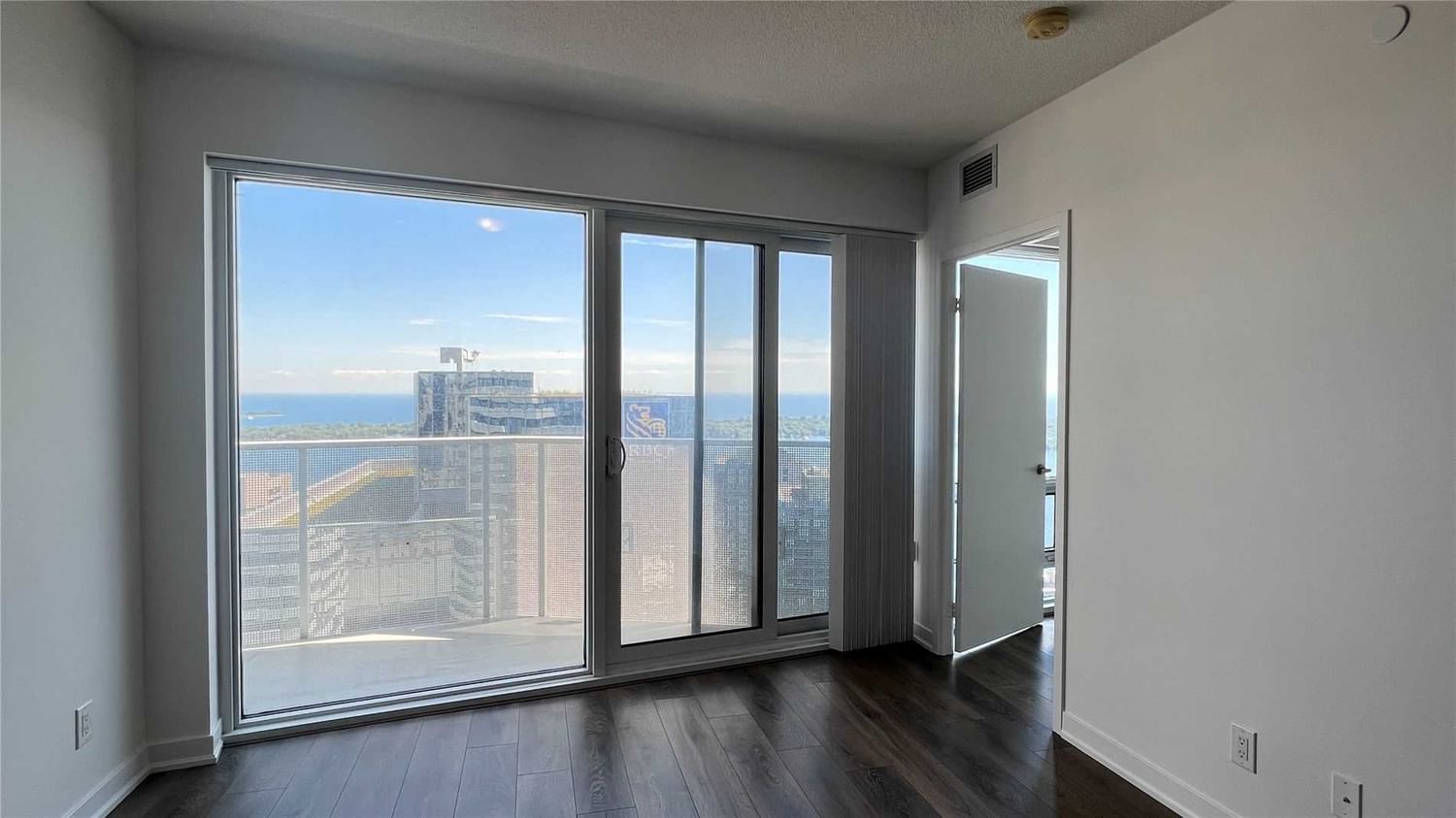 100 Harbour St, unit 4509 for rent in The Waterfront - image #3
