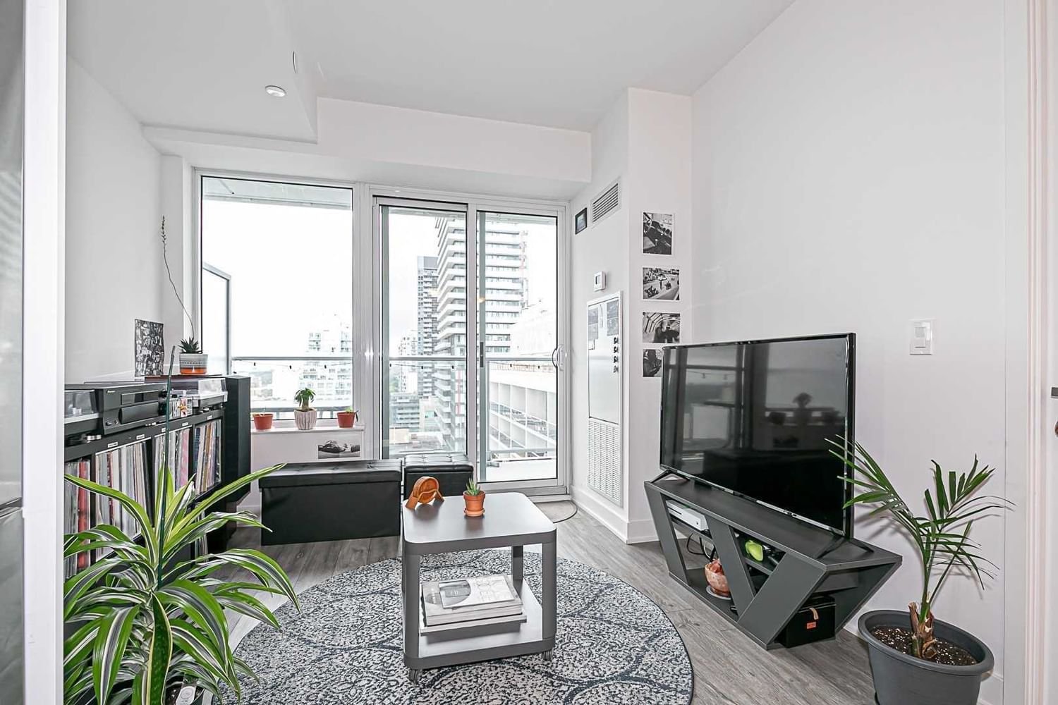 195 Redpath Ave, unit 1705 for sale - image #15