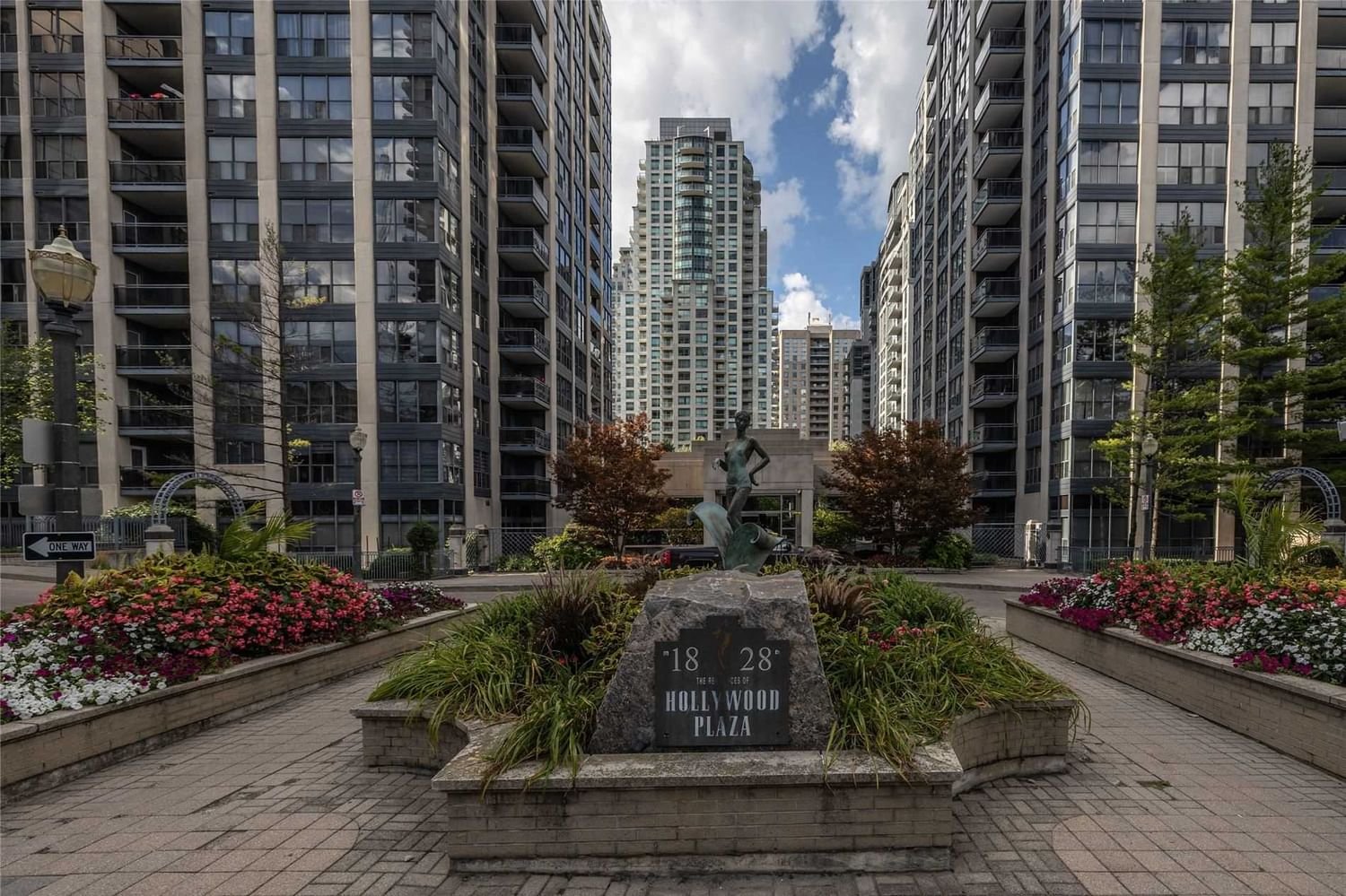 18 Hollywood Ave, unit 1101 for sale - image #30
