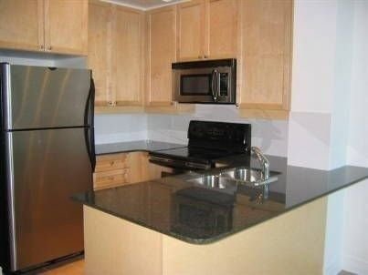 17 Barberry Pl, unit Uph 1 for rent - image #3