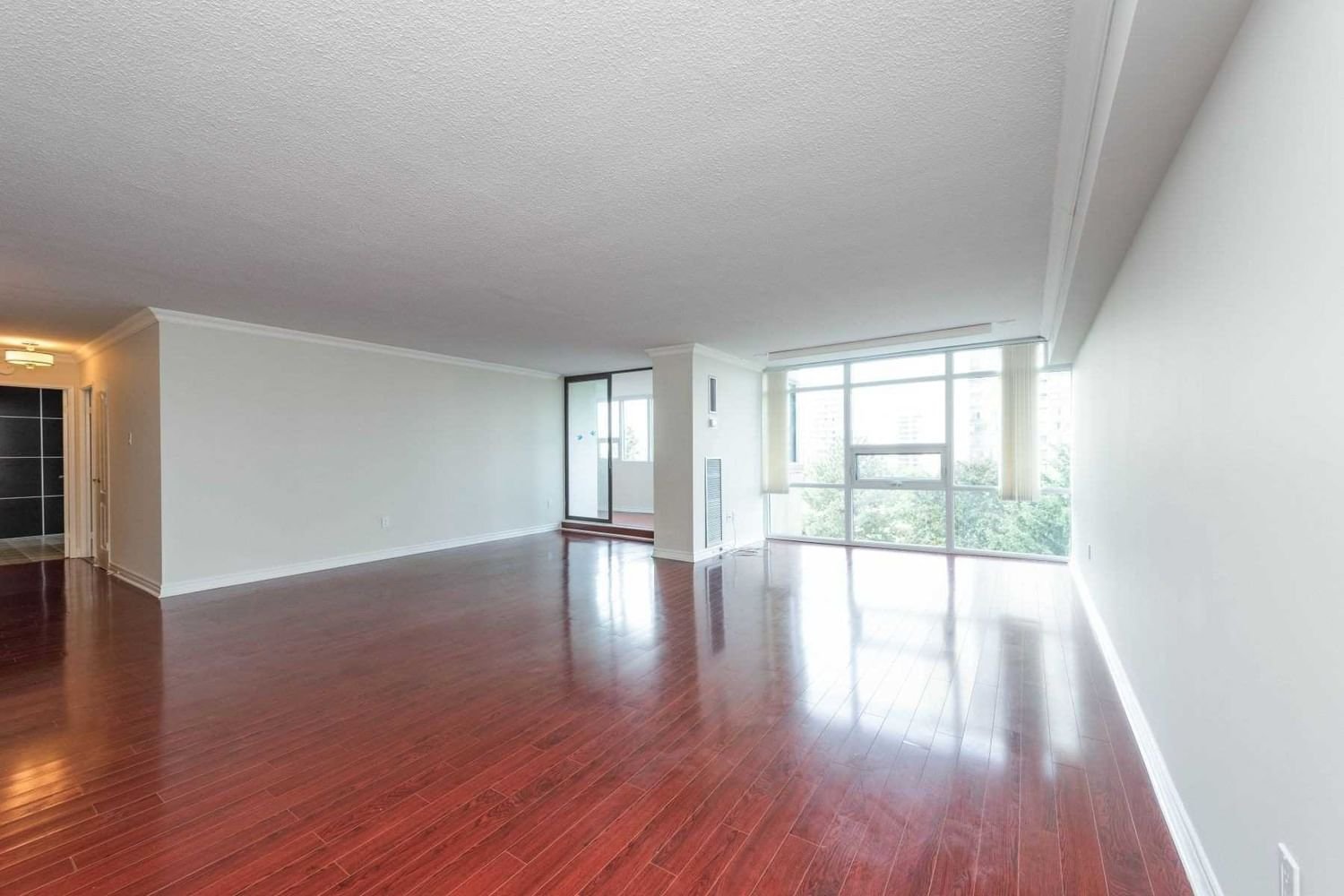 3303 Don Mills Rd, unit 601 for sale - image #2