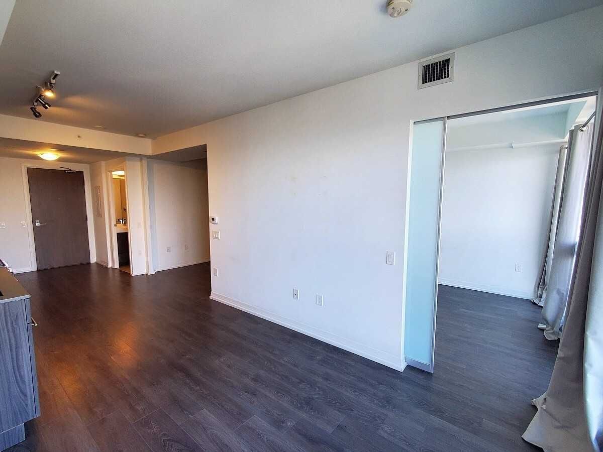 251 Jarvis St, unit 4714 for rent - image #7