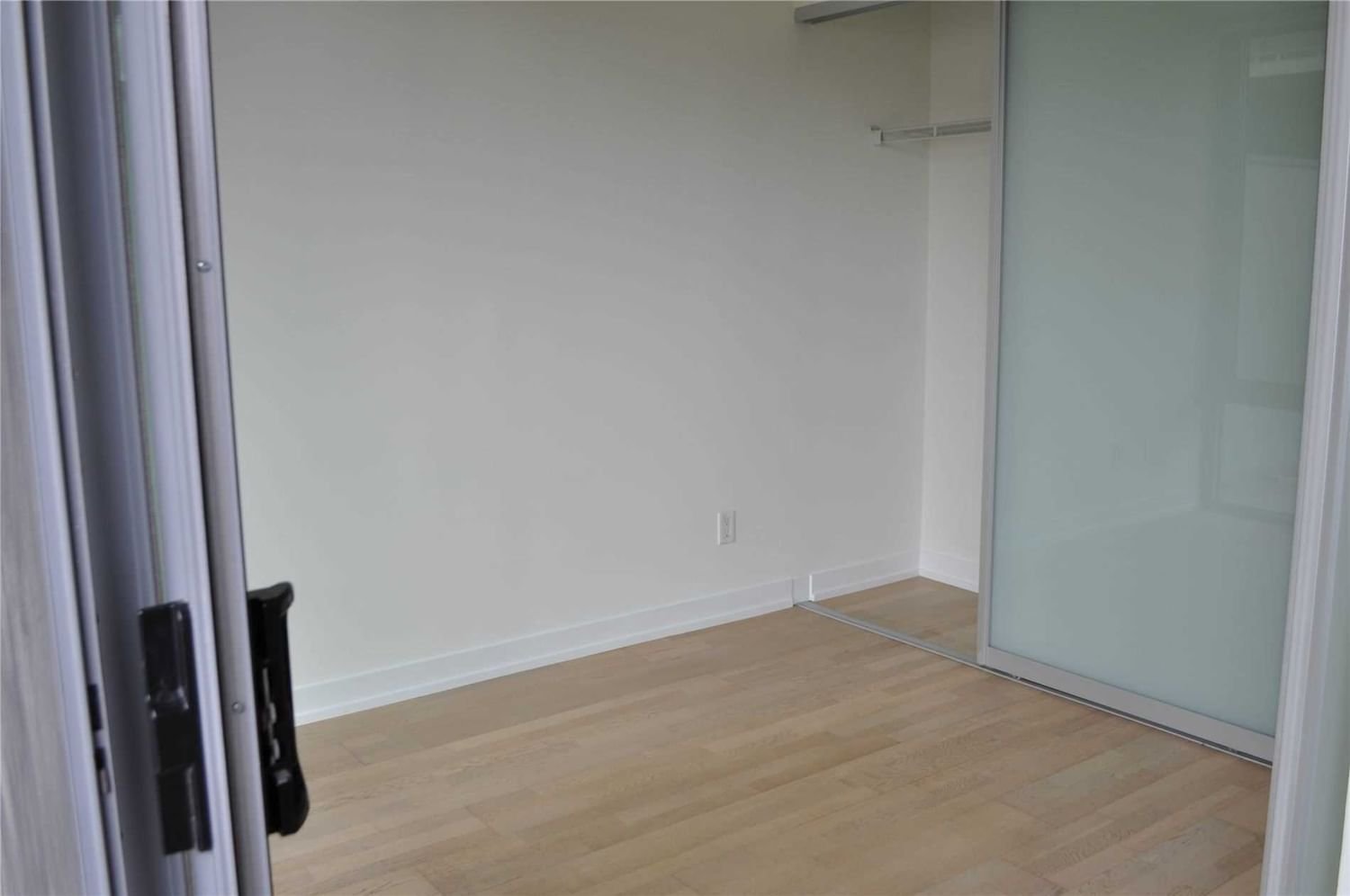 650 King St W, unit 503 for rent - image #11