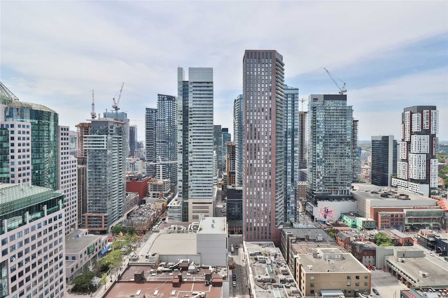 224 King St W, unit 2801 for rent - image #21
