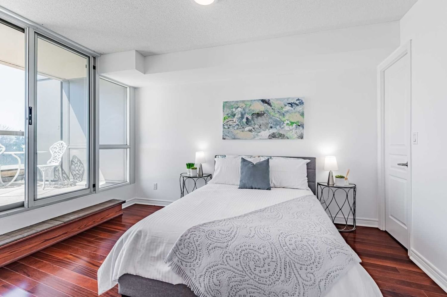 509 Beecroft Rd, unit 505 for sale - image #6