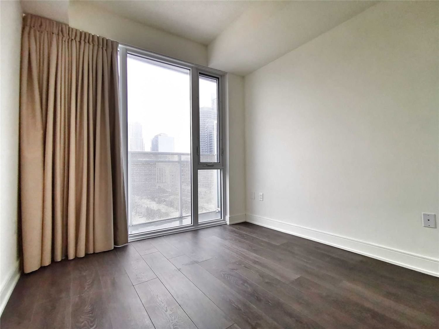 89 Mcgill St, unit 1311 for rent - image #6