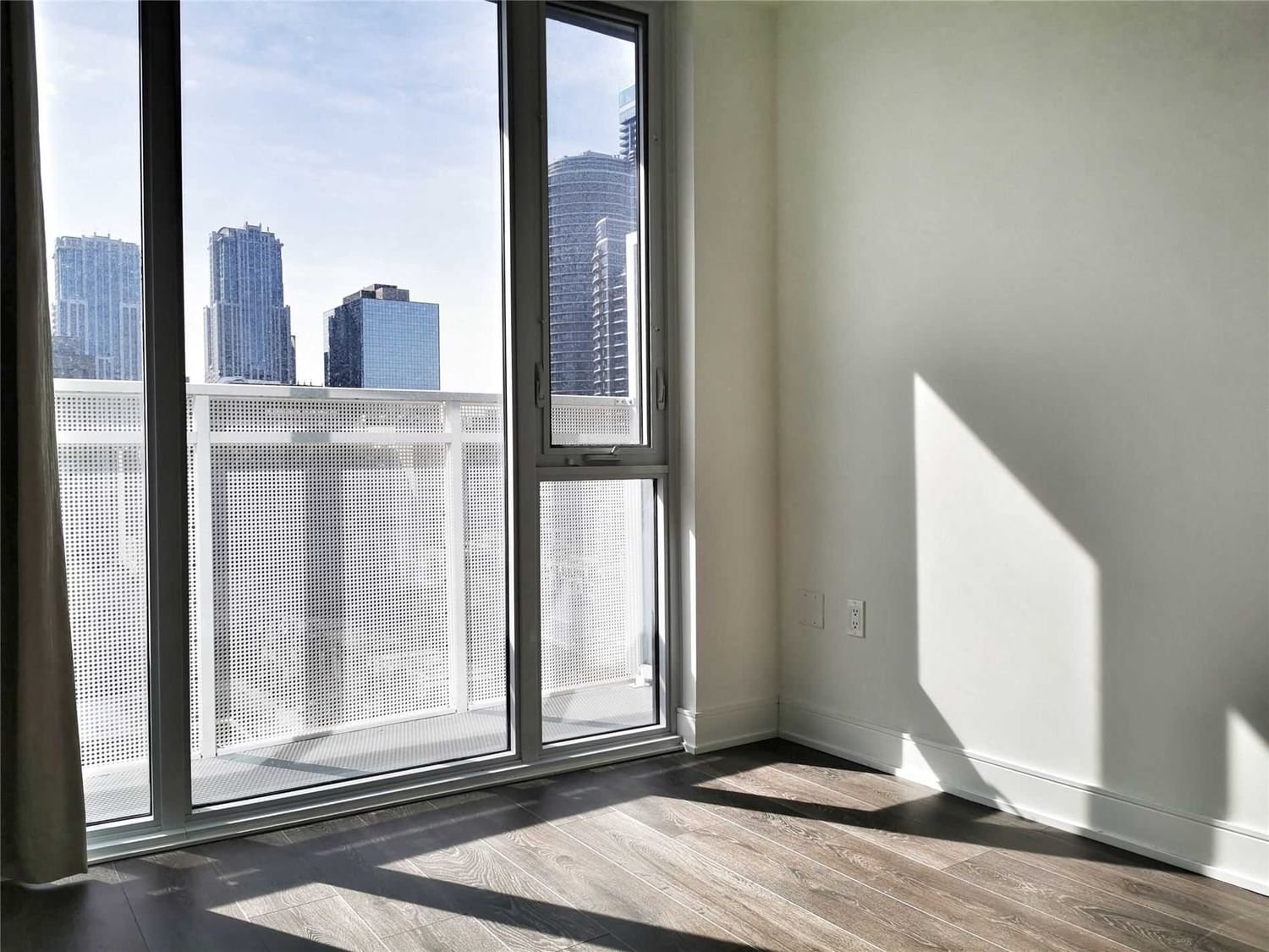 89 Mcgill St, unit 1311 for rent - image #8