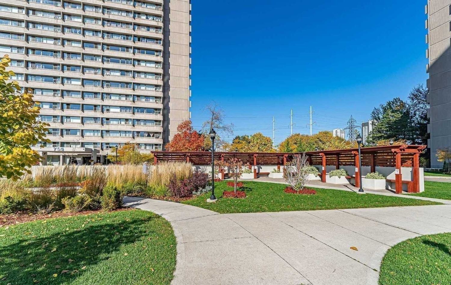 715 Don Mills Rd, unit 1008 for rent