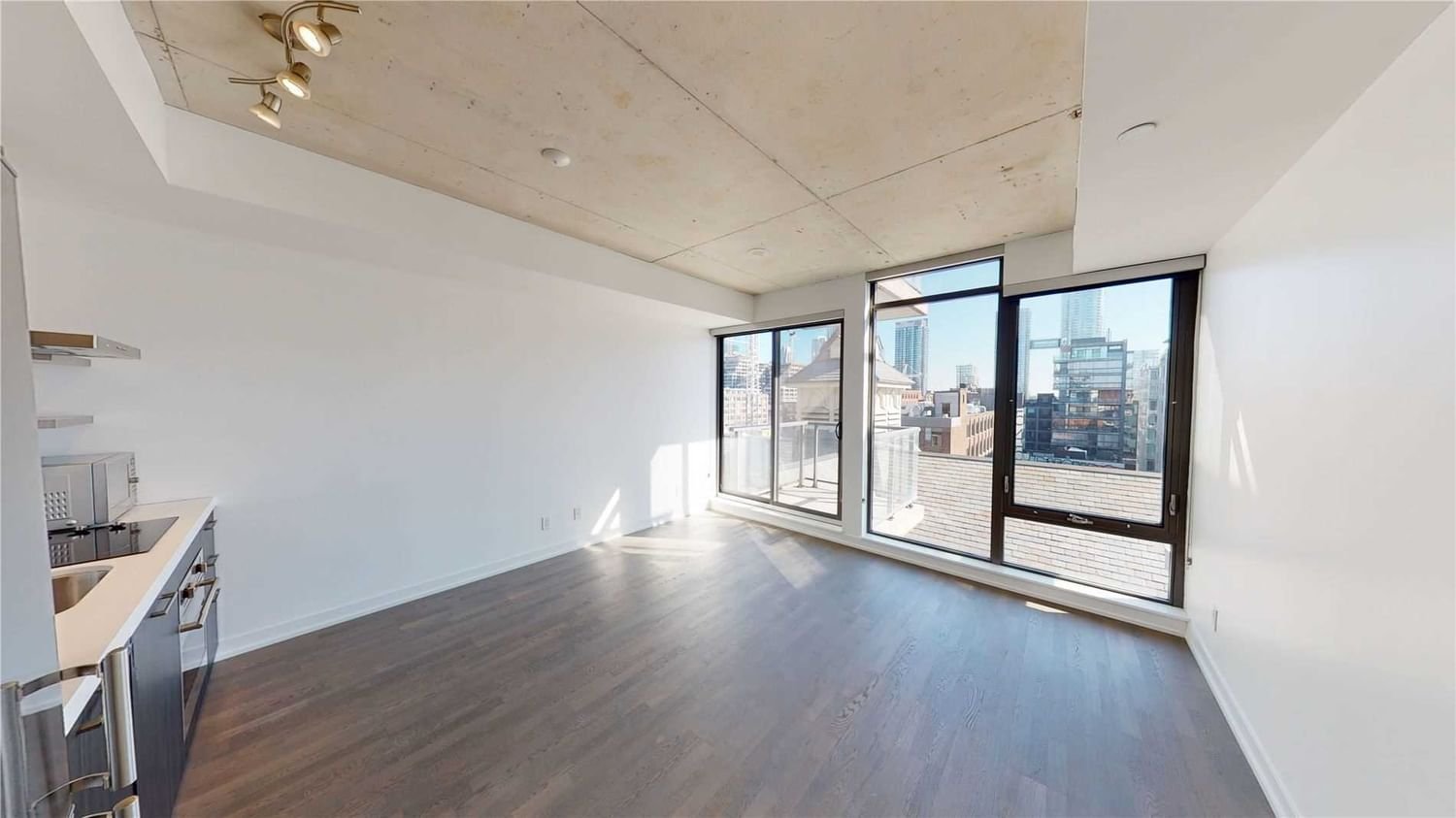 560 King St W, unit 616 for rent - image #5