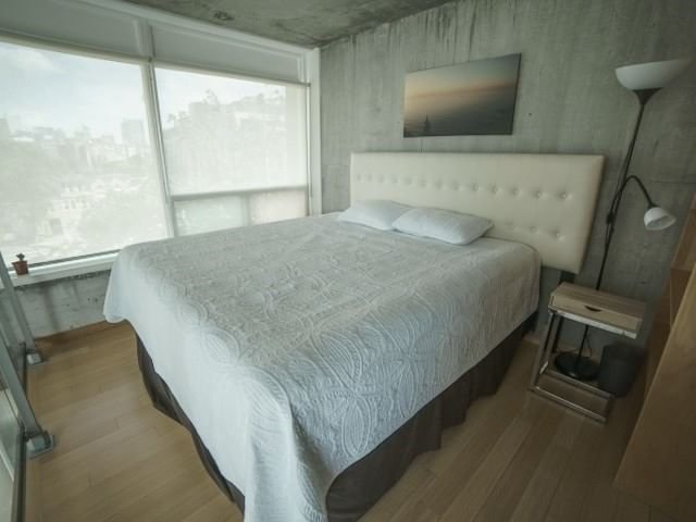 954 King St W, unit 516 for rent - image #11