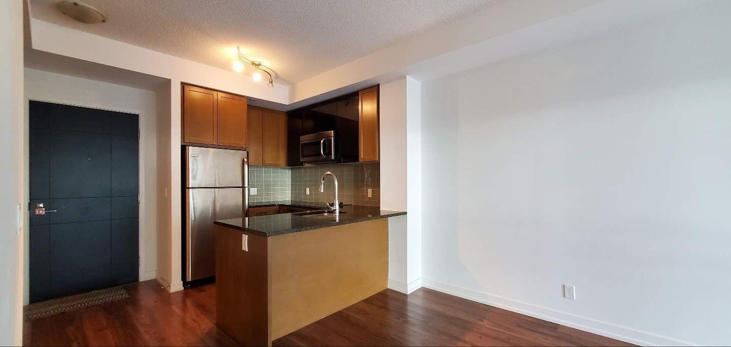 89 Dunfield Ave, unit 1209 for rent - image #4