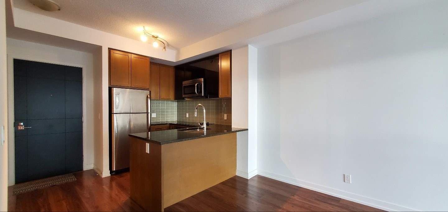 89 Dunfield Ave, unit 1209 for rent - image #5