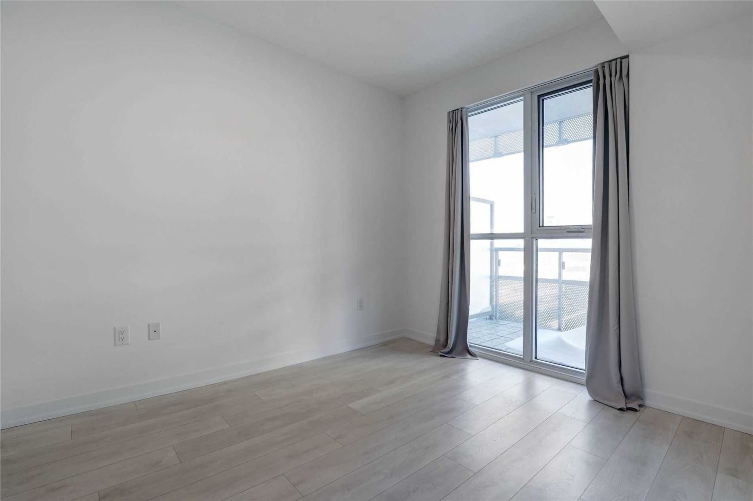 15 Lower Jarvis St, unit 816 for rent - image #16