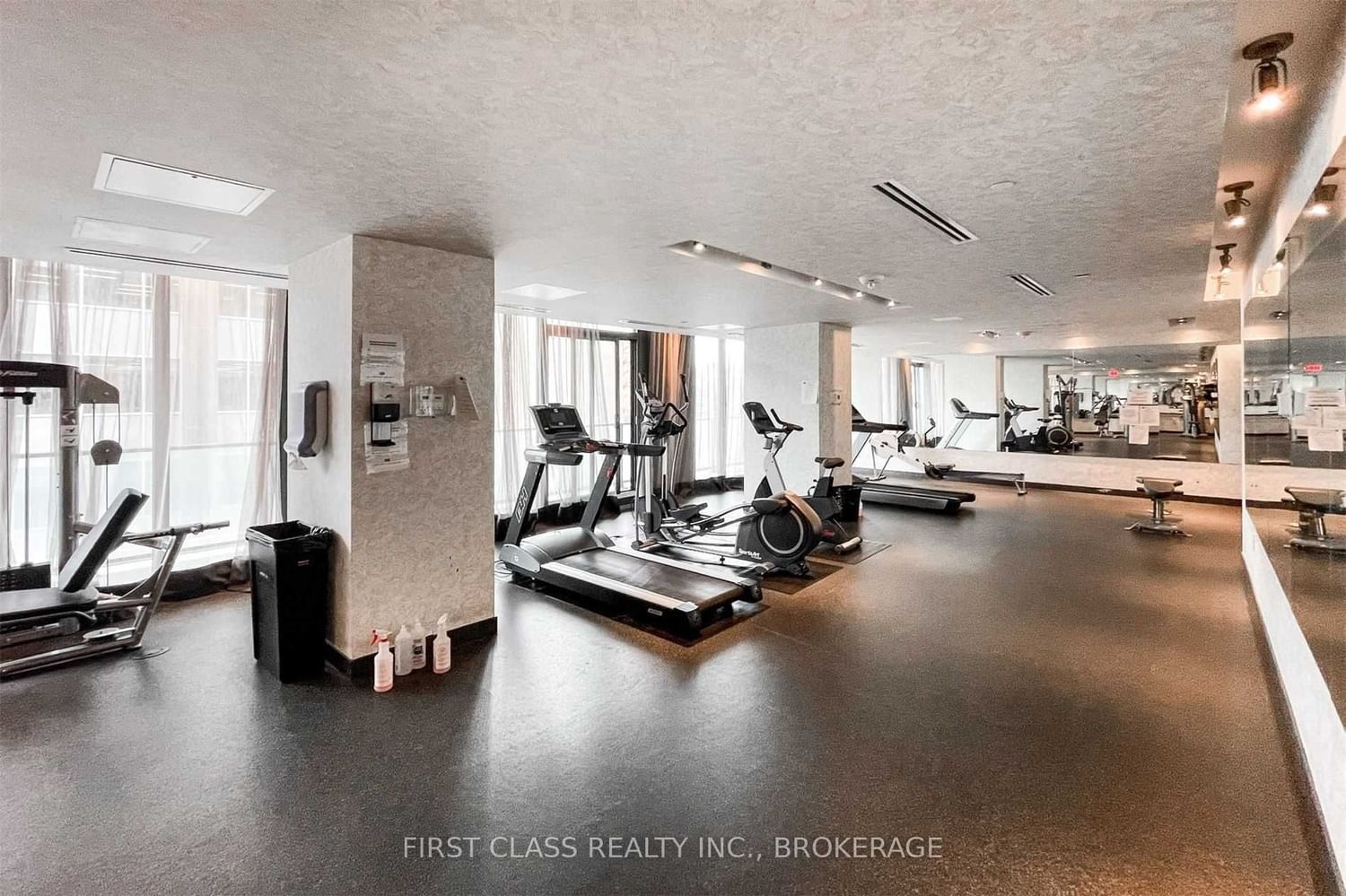 426 University Ave, unit 1901 for sale - image #22