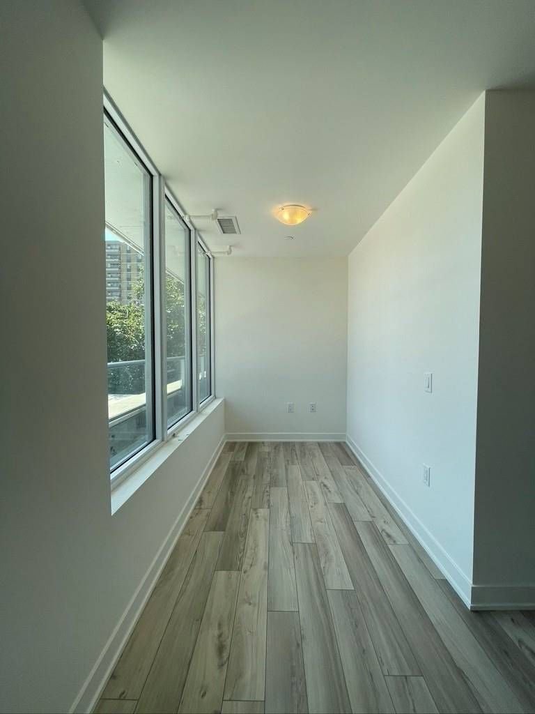 195 Redpath Ave, unit 201 for rent - image #7