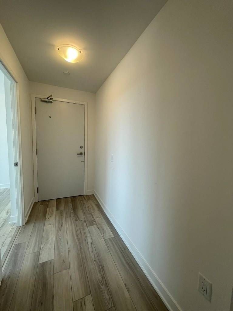 195 Redpath Ave, unit 201 for rent - image #9